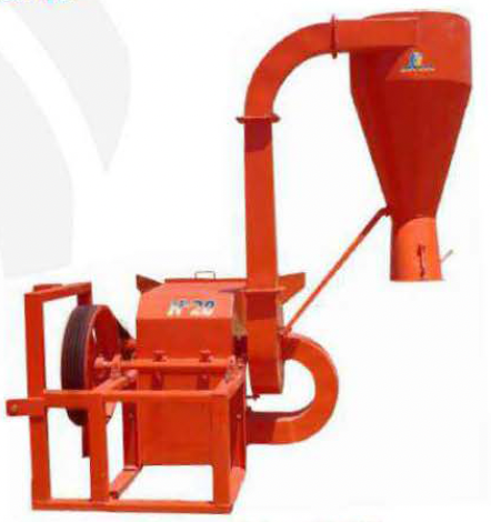 [301092] MOLINO MODELO 20 CON VENTILADOR PARA TOMA DE FUERZA CON LEVANTE HIDRAULICO